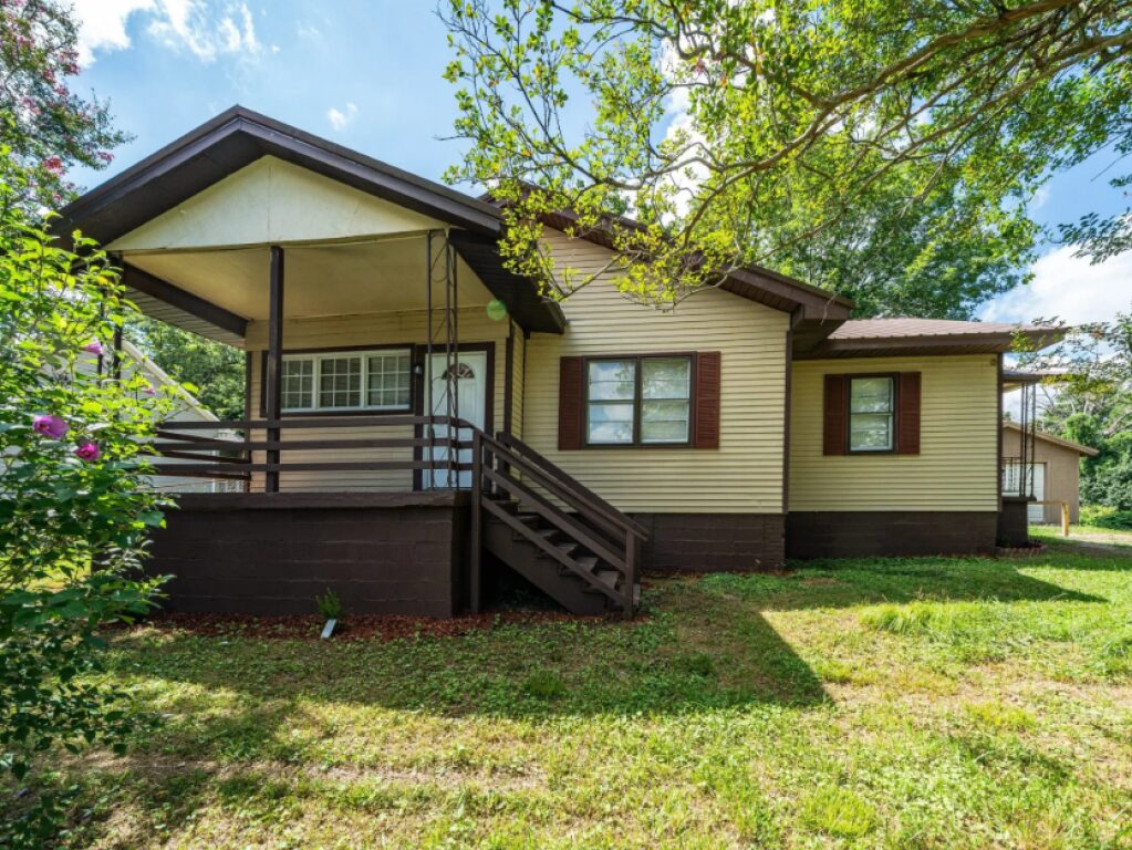 6028-12th-Ave-NE-Graysville-AL-Screenshot-2026-03-24-100651