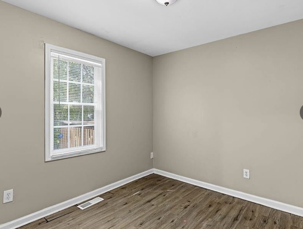 6192-Emerald-Ave-Ferguson-MO-6155_Emerald_photo1
