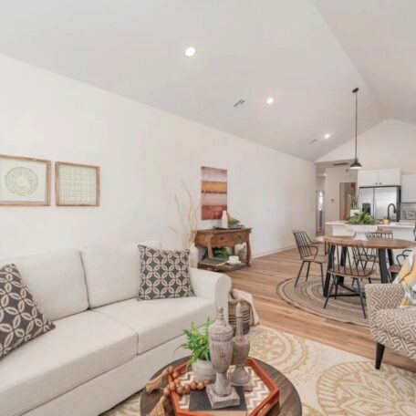 5920-Spring-Hill-Ct-Goddard-KS-Abbington-Living-Kitchen