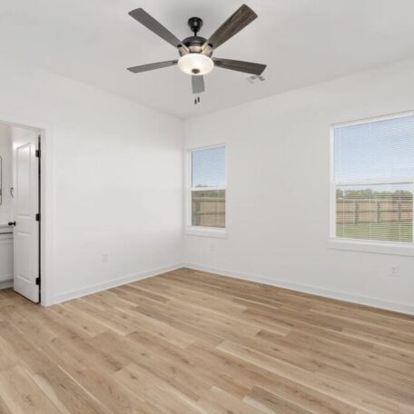 5969-Spring-Hill-Ct-Goddard-KS-maple-bed