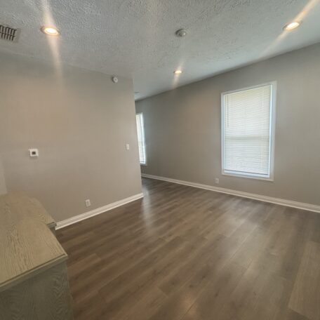 5982-Kennington-St-Indianapolis-IN-IMG_3515