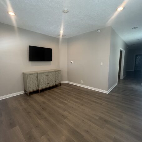 5982-Kennington-St-Indianapolis-IN-IMG_3516