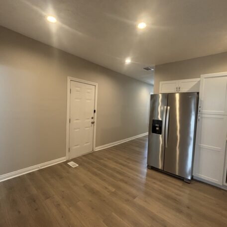 5982-Kennington-St-Indianapolis-IN-IMG_3524