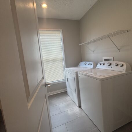 5982-Kennington-St-Indianapolis-IN-IMG_3525