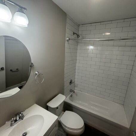 5982-Kennington-St-Indianapolis-IN-IMG_3526