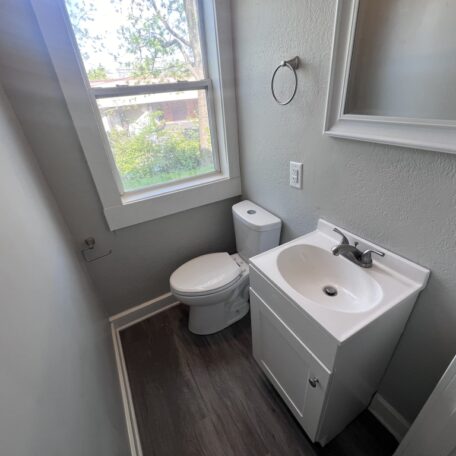 5984-Woodland-Dr-Indianapolis-IN-Woodland-5