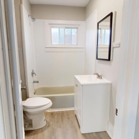 5999-W-70th-St-Cleveland-OH-3147-W-70th-St-02242024_102620