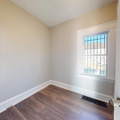 6004-W-43rd-St-Cleveland-OH-3140-W-43rd-St-12172023_171017