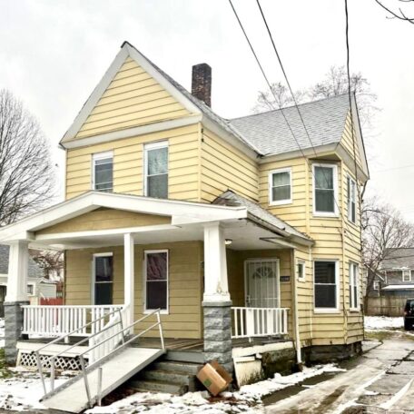 6014-West-94th-Street-Cleveland-OH-WhatsApp_Image_2026-03-17_at_19.15.41