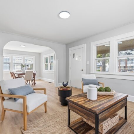 6099-Washington-Blvd-Anderson-IN-Living